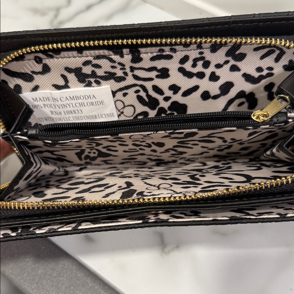 NWT Jessica Simpson "Frankie" Large Clutch Wallet in the color Meteorite - Picture 3 of 6